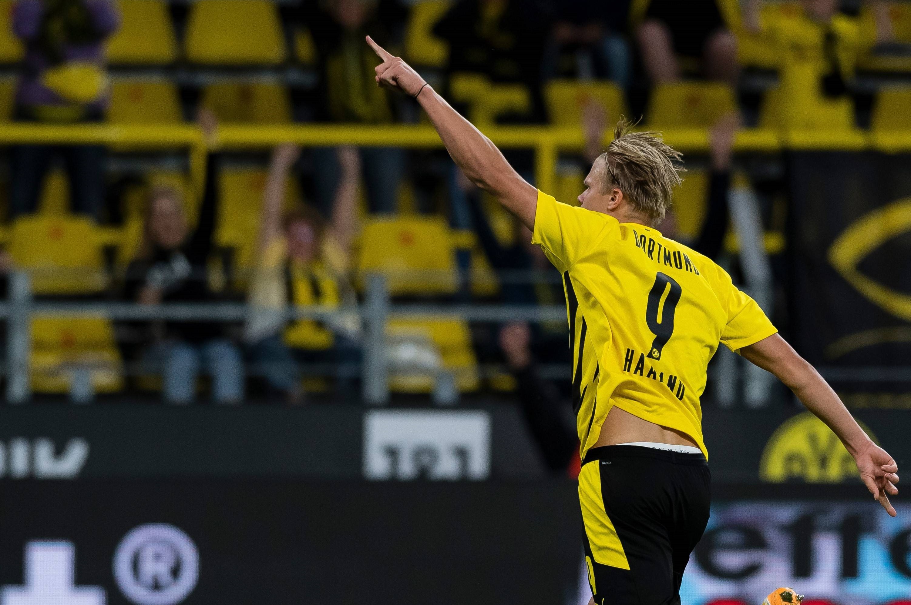 FPX赛后群访 Qiuqiu：机器人Q的准就厉害，Q不中就是乐色