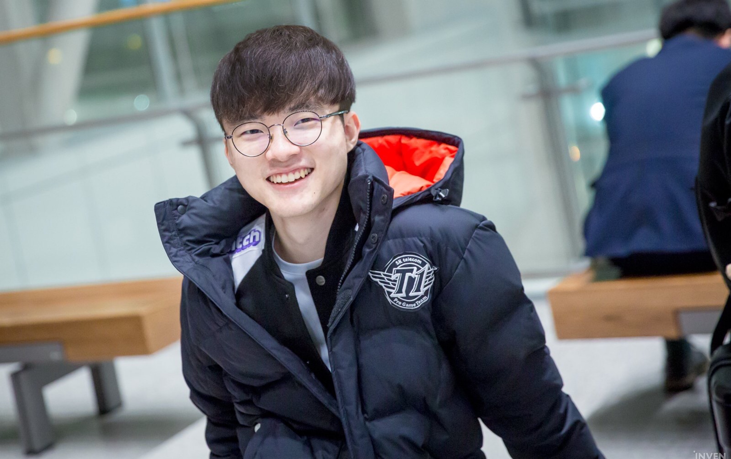 FPX祝Hang生日快乐：希望你能健康喜乐，诸事顺遂