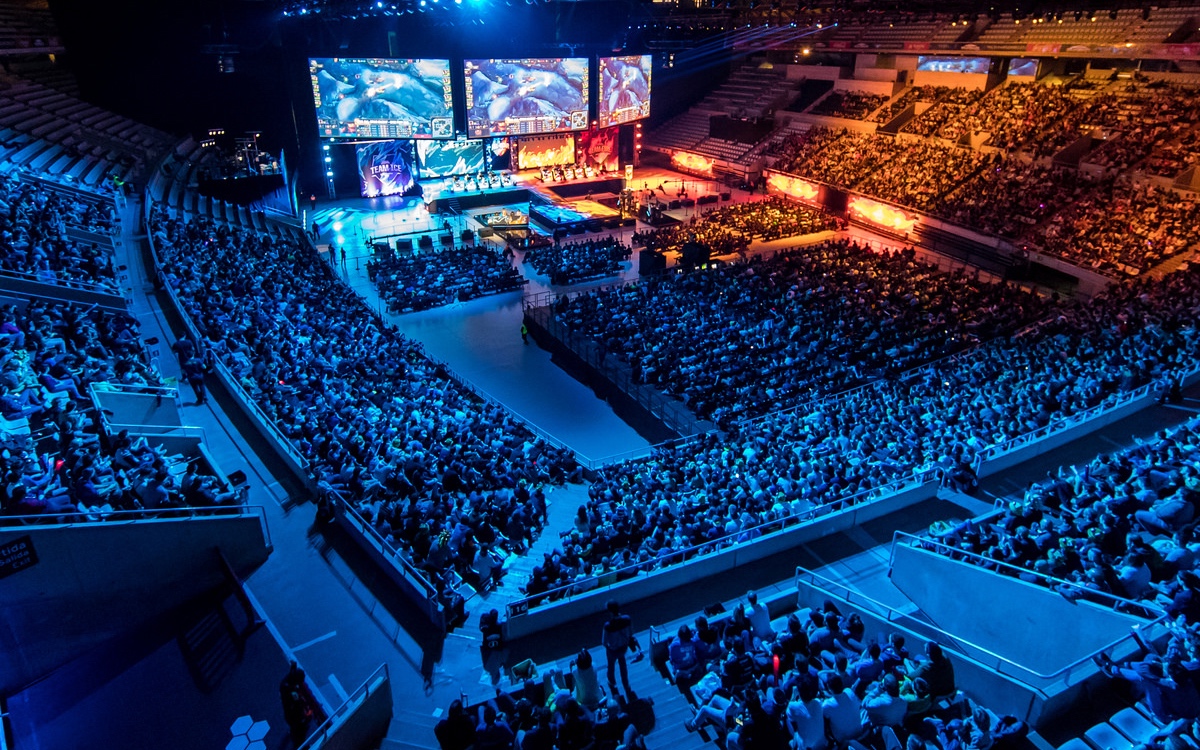 RNG宣布：辅助选手Iwandy和打野选手Geju正式加入RNG